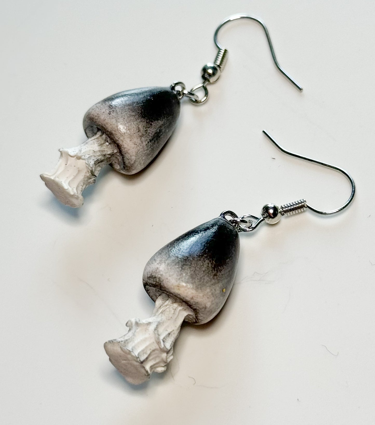 Ink cap mushrooms