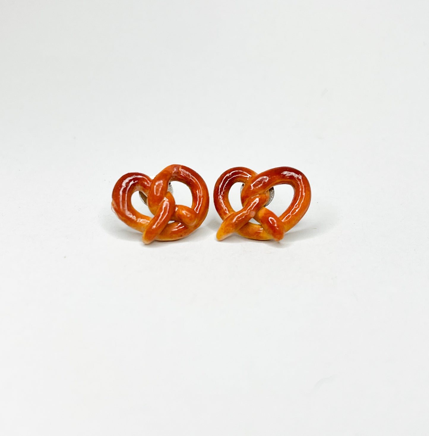 Pretzel Studs