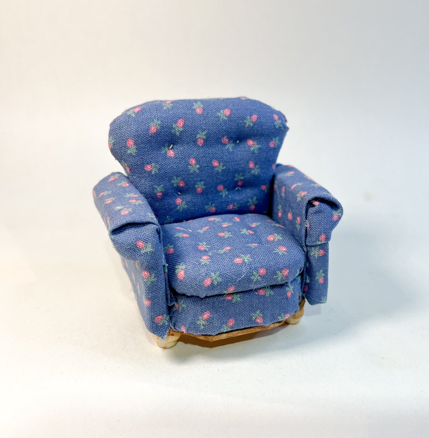 Strawberry Sofa Chair