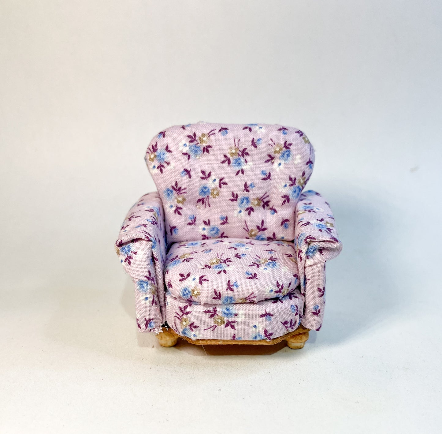 Purple floral Sofa Chair